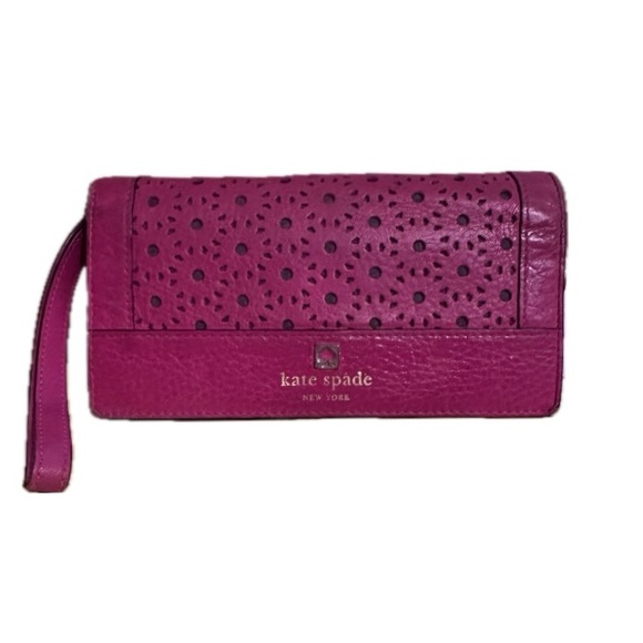 Kate Spade Kari Berry Laser Cut Perry Lane Leather Wristlet convertible Wallet - Picture 3 of 10